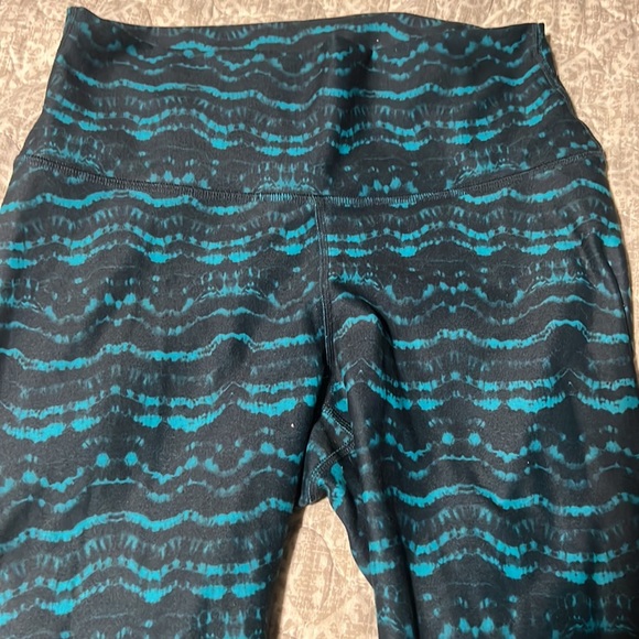 Fabletics - Picture 2 of 2